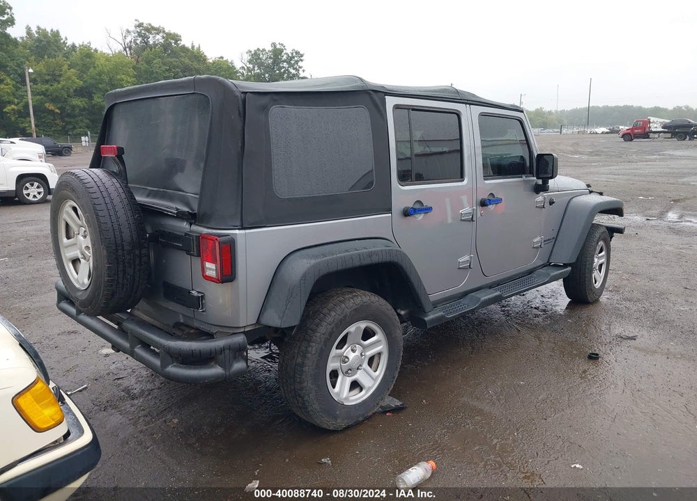 2014 JEEP WRANGLER UNLIMITED SPORT VIN: 1C4BJWDG2EL255528