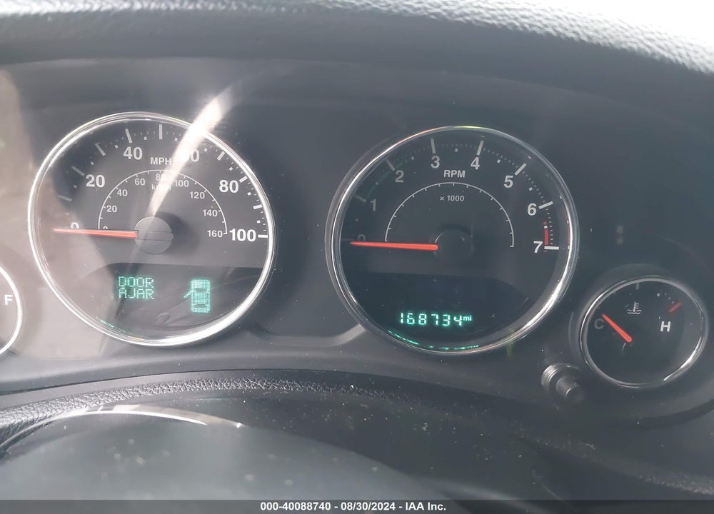 2014 JEEP WRANGLER UNLIMITED SPORT VIN: 1C4BJWDG2EL255528