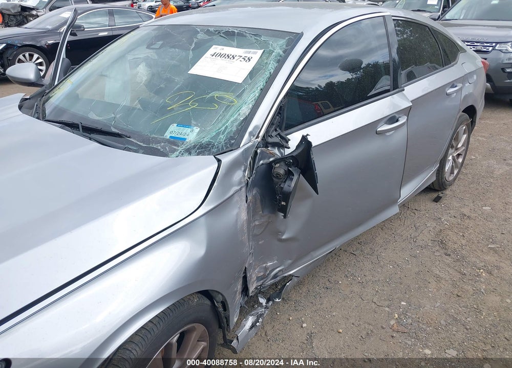 2018 HONDA ACCORD LX VIN: 1HGCV1F15JA085662