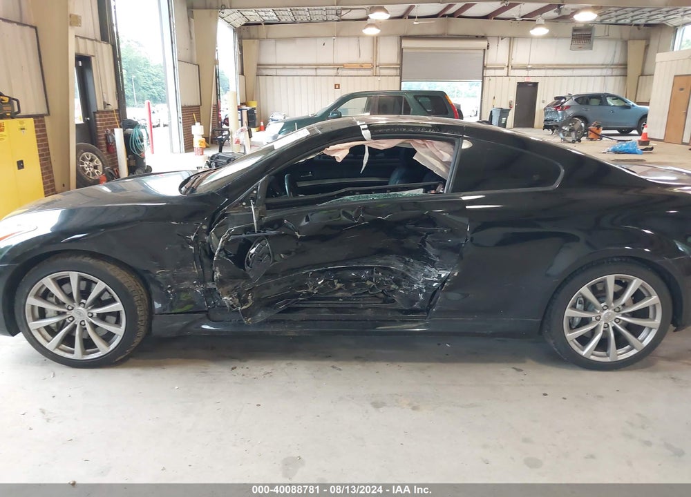 2010 INFINITI G37 SPORT VIN: JN1CV6EK7AM101710