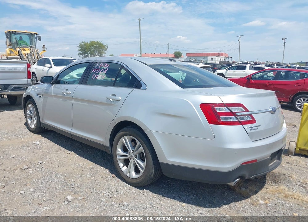 2018 FORD TAURUS SEL VIN: 1FAHP2E82JG136251