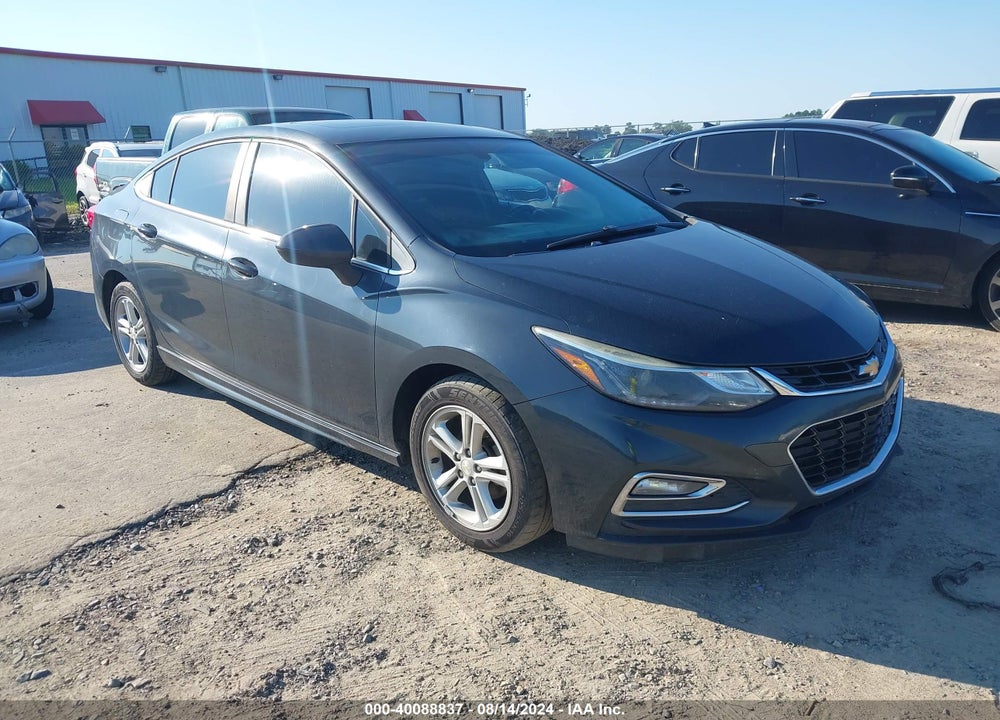 2017 CHEVROLET CRUZE LT AUTO VIN: 1G1BE5SMXH7170403