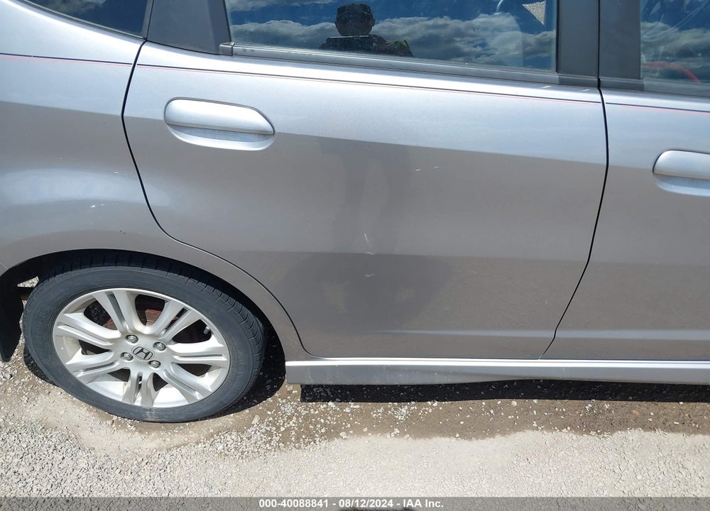 2010 HONDA FIT SPORT VIN: JHMGE8H46AC004901