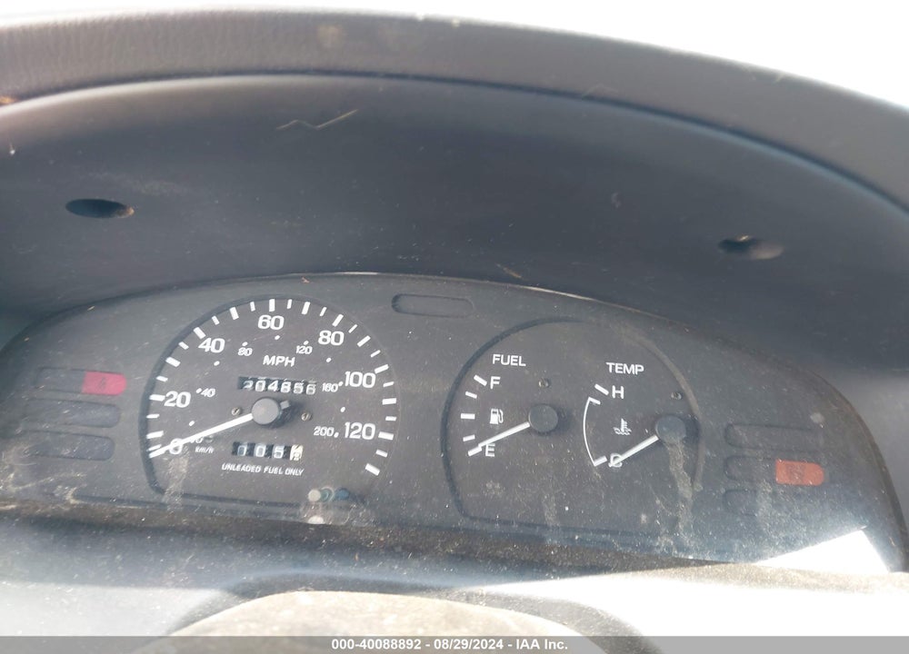1998 NISSAN SENTRA GXE/XE VIN: 3N1AB41DXWL039782