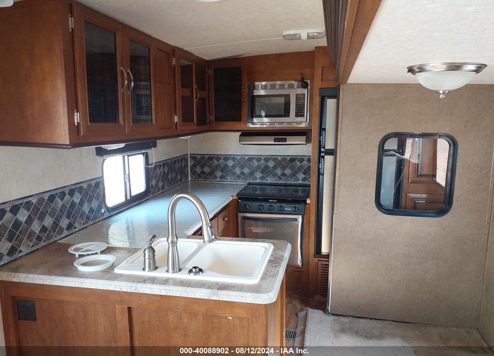 2016 FOREST RIVER VIBE 268RKS TRAVEL TRAILER VIN: 4X4TVBC25G4105900