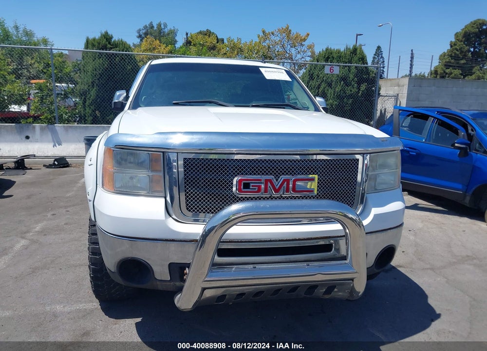 2008 GMC SIERRA 2500HD SLE2 VIN: 1GTHK29618E171676