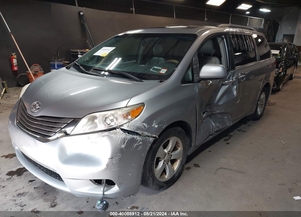2011 TOYOTA SIENNA XLE V6 VIN: 5TDYK3DC1BS143090