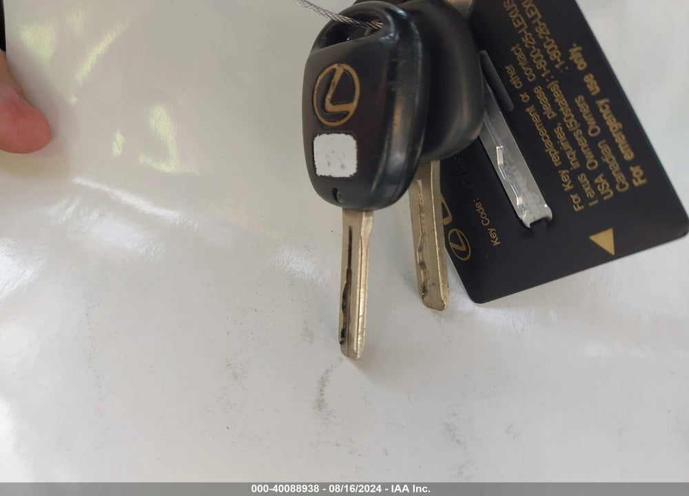 2003 LEXUS ES 300 VIN: JTHBF30G530096944