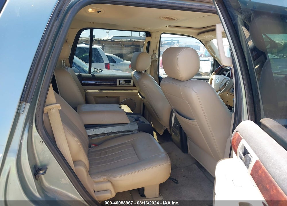 2006 LINCOLN NAVIGATOR LUXURY/ULTIMATE VIN: 5LMFU28546LJ22385