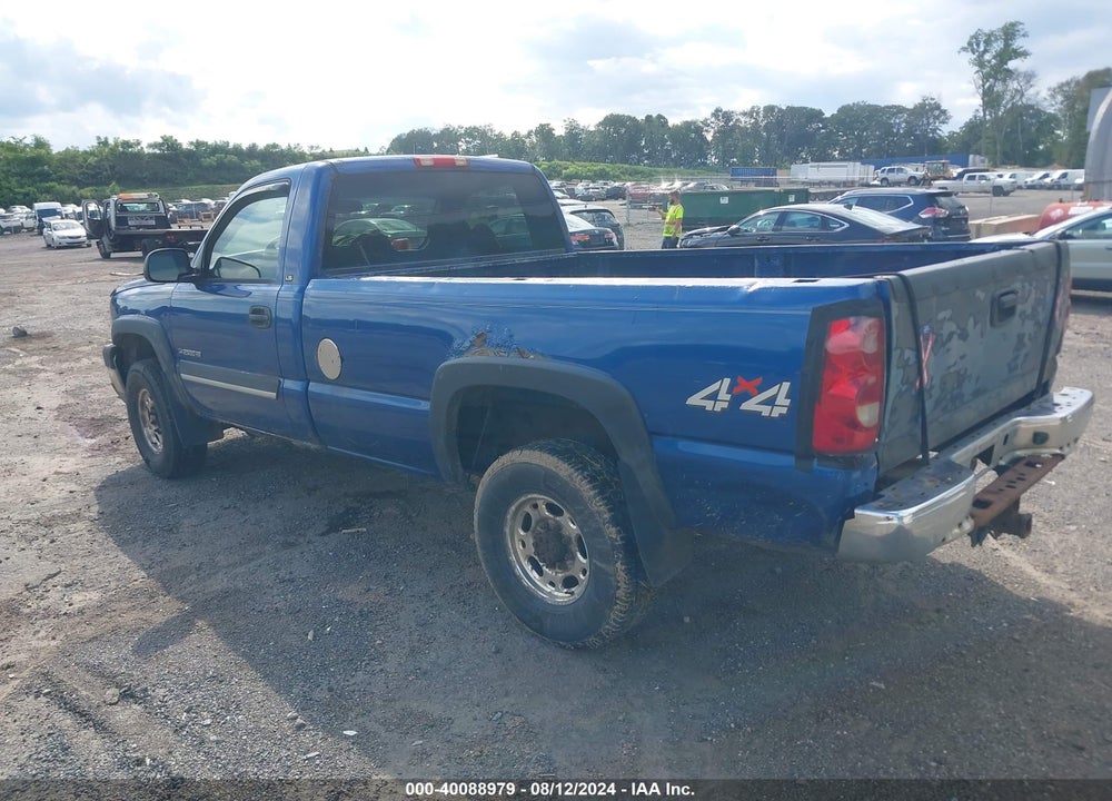 2003 CHEVROLET SILVERADO 2500HD LS VIN: 1GCHK24U33E370310