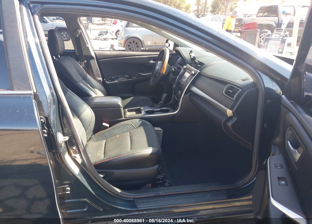 2017 TOYOTA CAMRY SE VIN: 4T1BF1FKXHU350077