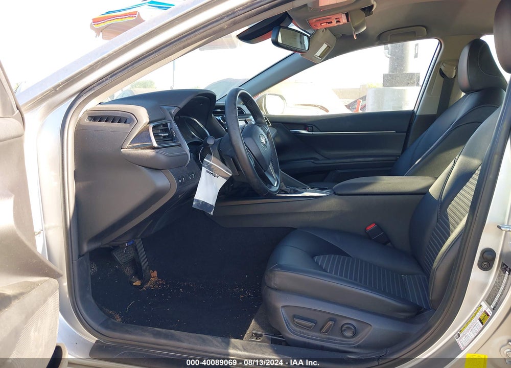 2019 TOYOTA CAMRY SE VIN: 4T1B11HK5KU839442
