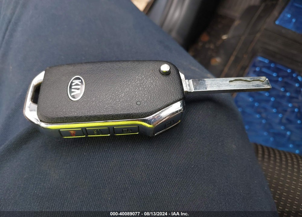 2019 KIA FORTE LXS VIN: 3KPF24AD6KE041465
