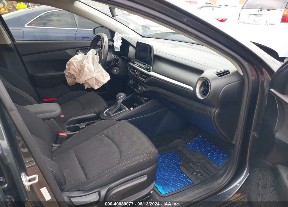 2019 KIA FORTE LXS VIN: 3KPF24AD6KE041465