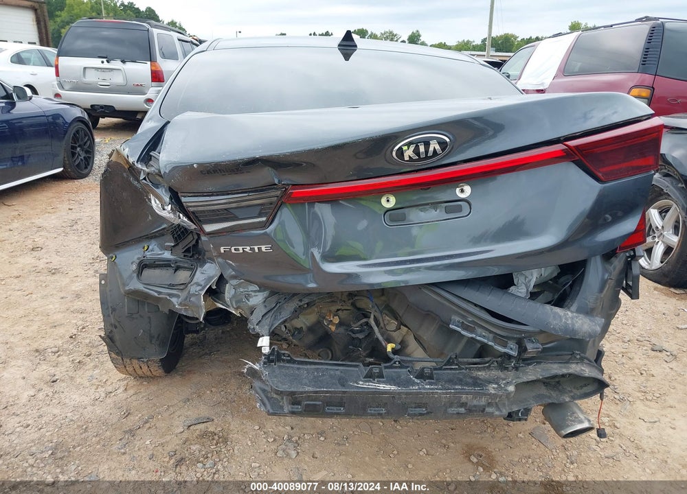 2019 KIA FORTE LXS VIN: 3KPF24AD6KE041465