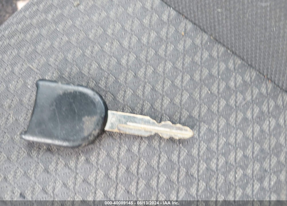 2006 FORD FOCUS ZX5 VIN: 1FAHP37N06W144614