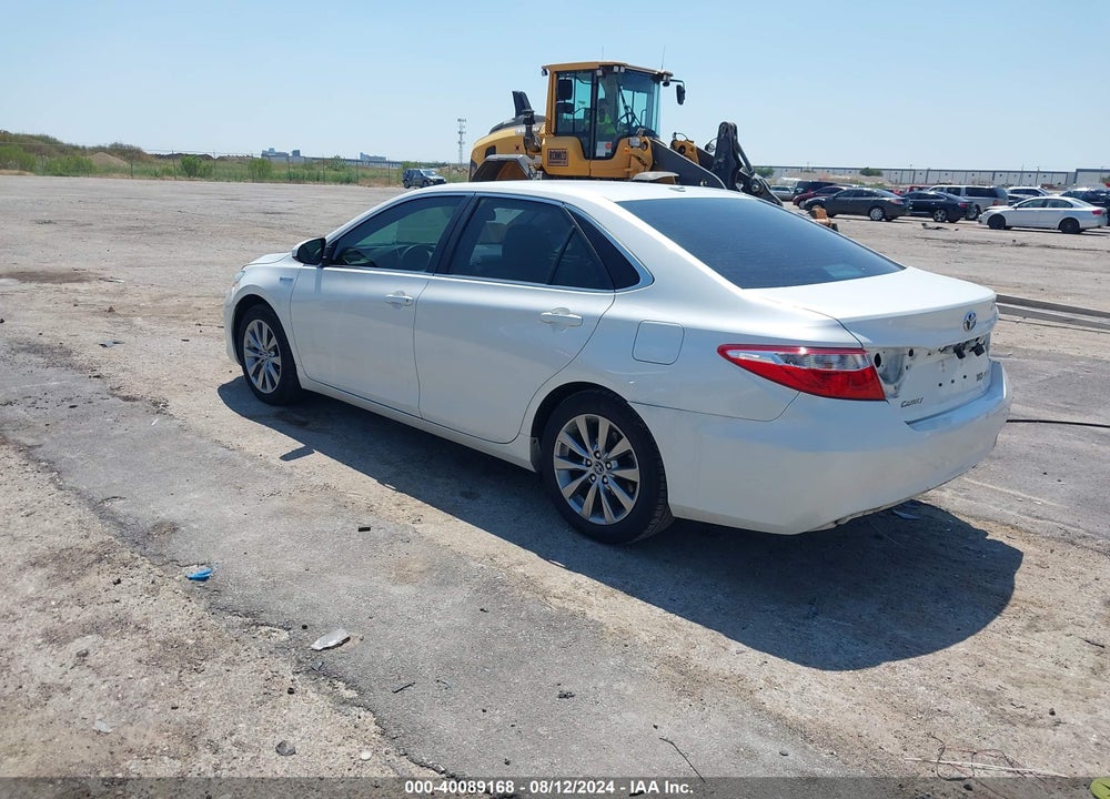 2015 TOYOTA CAMRY HYBRID XLE VIN: 4T1BD1FK5FU155927