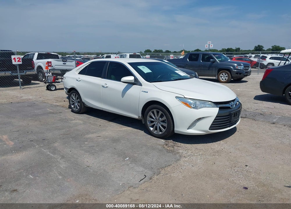 2015 TOYOTA CAMRY HYBRID XLE VIN: 4T1BD1FK5FU155927
