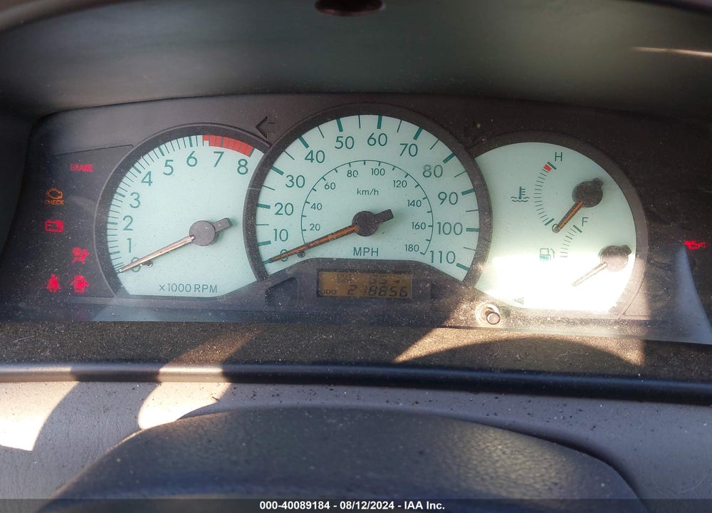 2004 TOYOTA COROLLA LE VIN: 1NXBR32E44Z283392