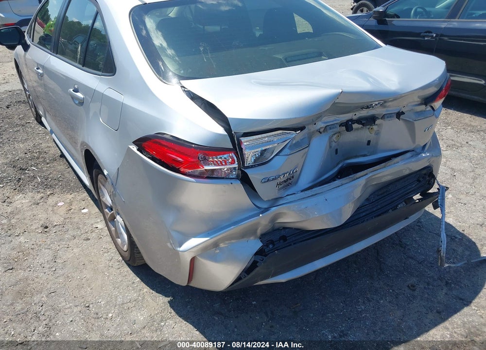 2020 TOYOTA COROLLA LE VIN: JTDVPRAE3LJ093207