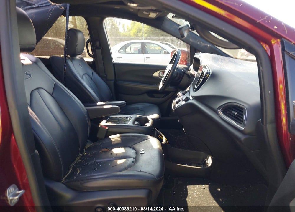 2019 CHRYSLER PACIFICA TOURING L PLUS VIN: 2C4RC1EG0KR605252