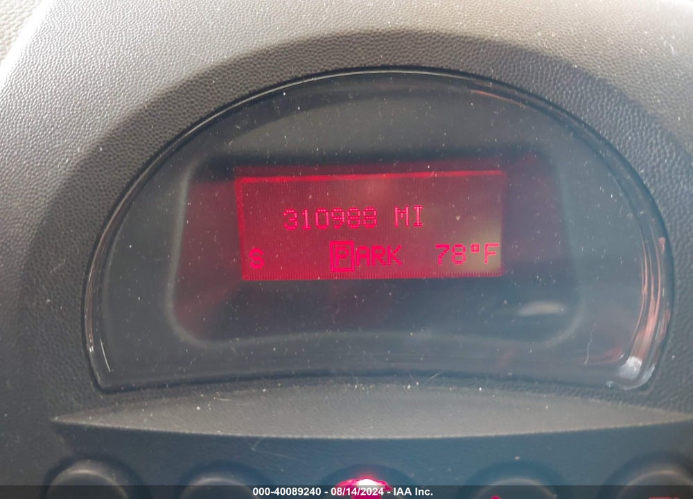 2005 PONTIAC GRAND PRIX GTP VIN: 2G2WR524051180402