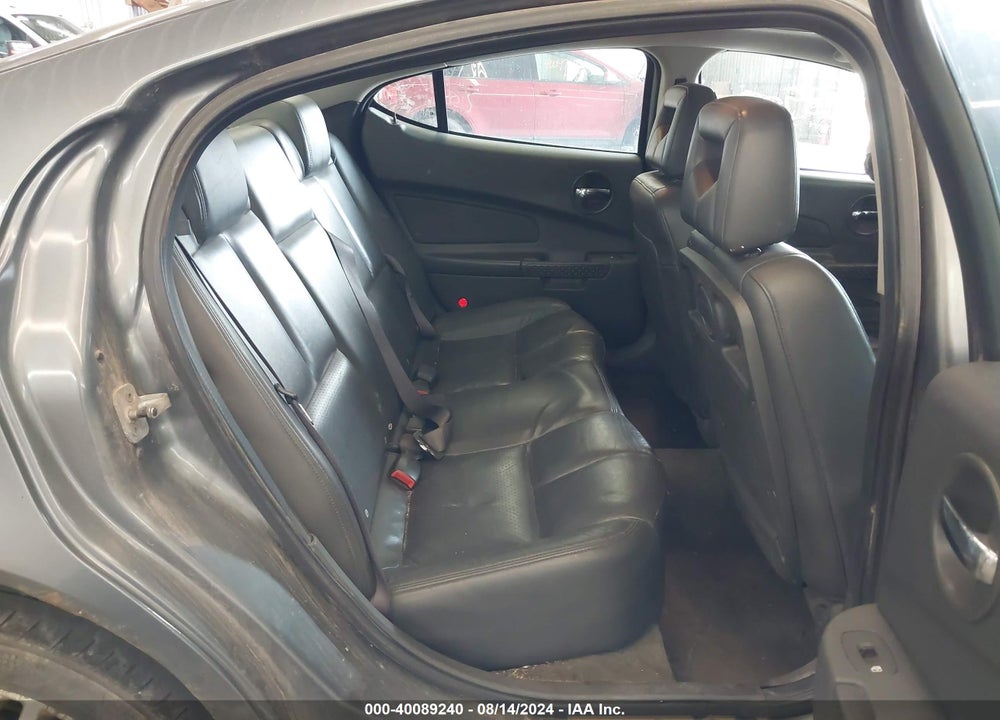 2005 PONTIAC GRAND PRIX GTP VIN: 2G2WR524051180402