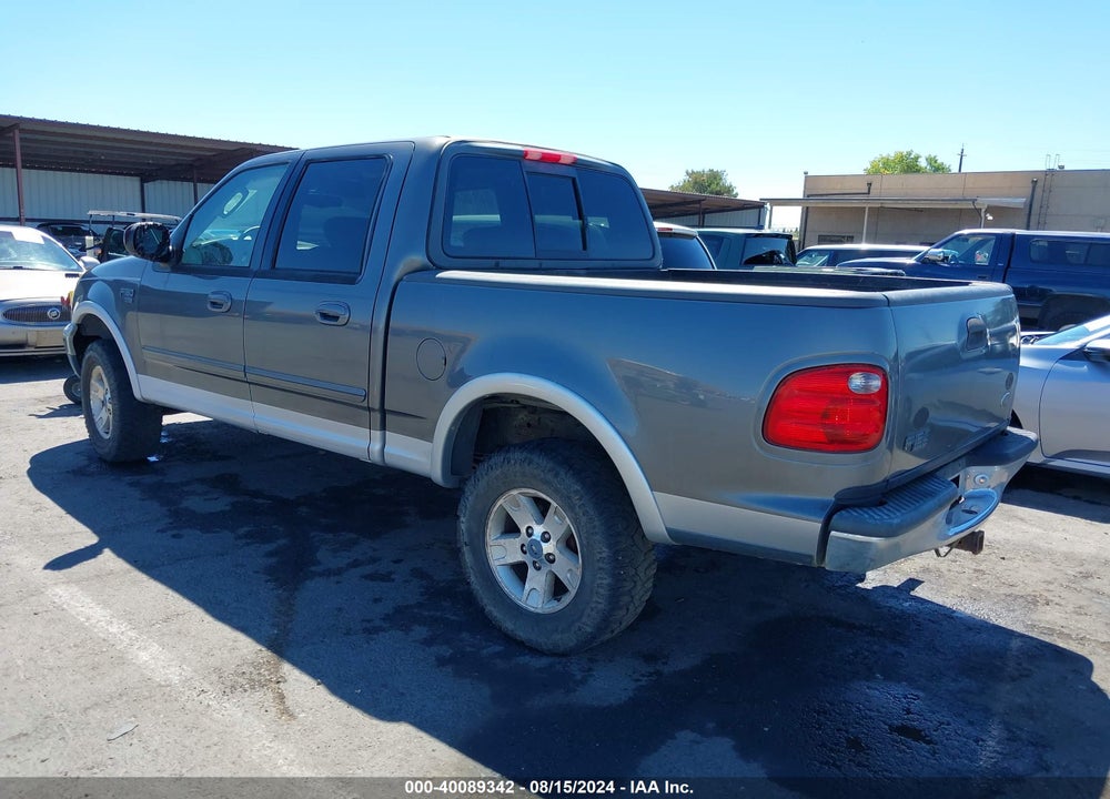 2002 FORD F-150 LARIAT/XLT VIN: 1FTRW08L42KC78301