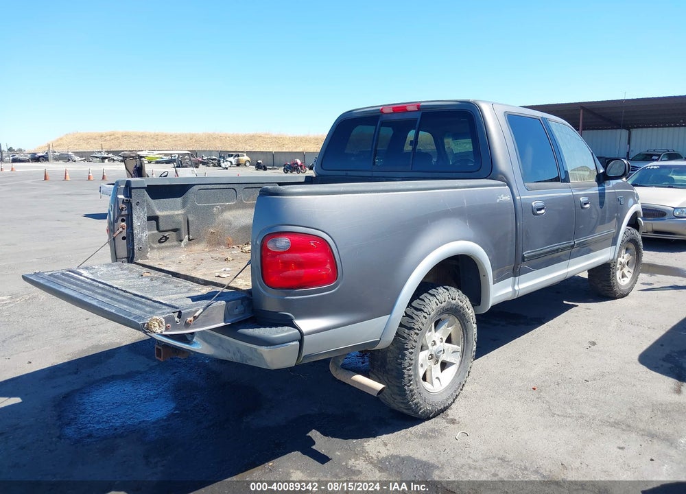 2002 FORD F-150 LARIAT/XLT VIN: 1FTRW08L42KC78301