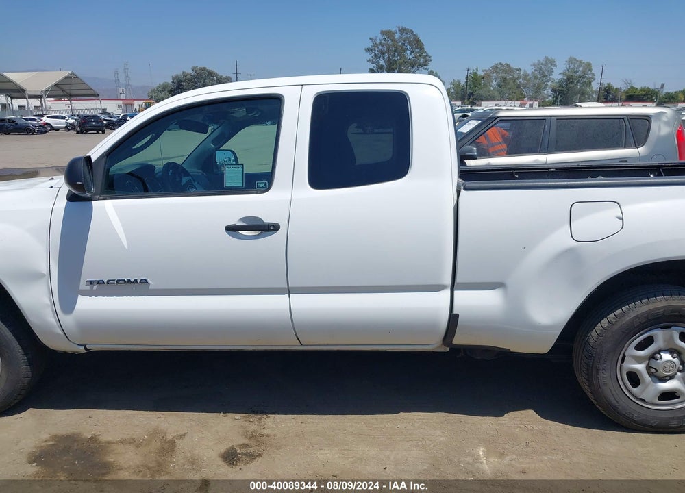 2015 TOYOTA TACOMA VIN: 5TFTX4CN3FX068168