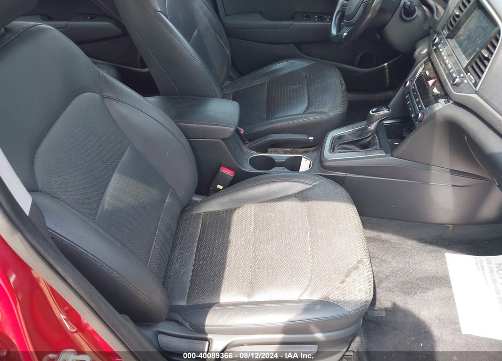 2017 HYUNDAI ELANTRA LIMITED VIN: KMHD84LF1HU333826