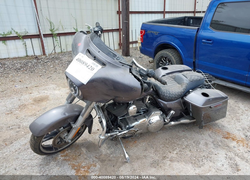 2014 HARLEY-DAVIDSON FLHX STREET GLIDE VIN: 1HD1KBM10EB706716