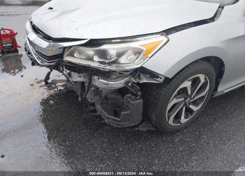 2016 HONDA ACCORD VIN: 1HGCR2F98GA223669