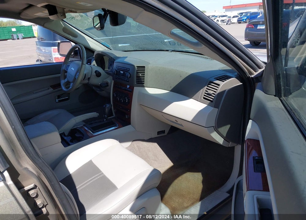 2005 JEEP GRAND CHEROKEE LIMITED VIN: 1J8HS58N95C619270