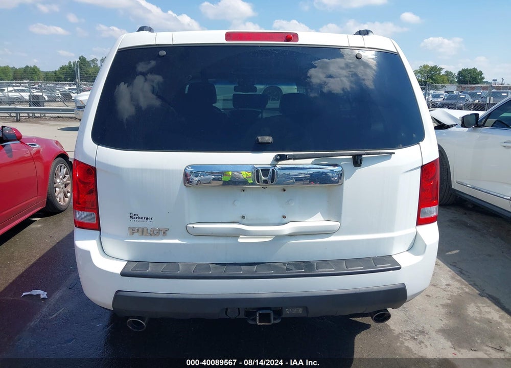 2011 HONDA PILOT EX-L VIN: 5FNYF3H63BB046289