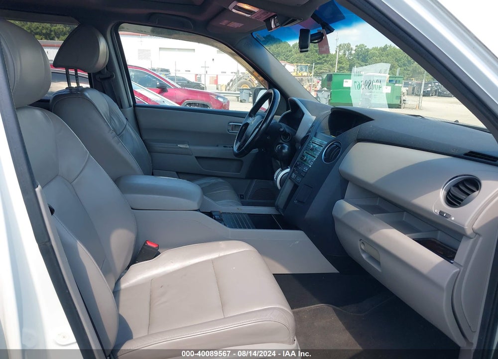2011 HONDA PILOT EX-L VIN: 5FNYF3H63BB046289