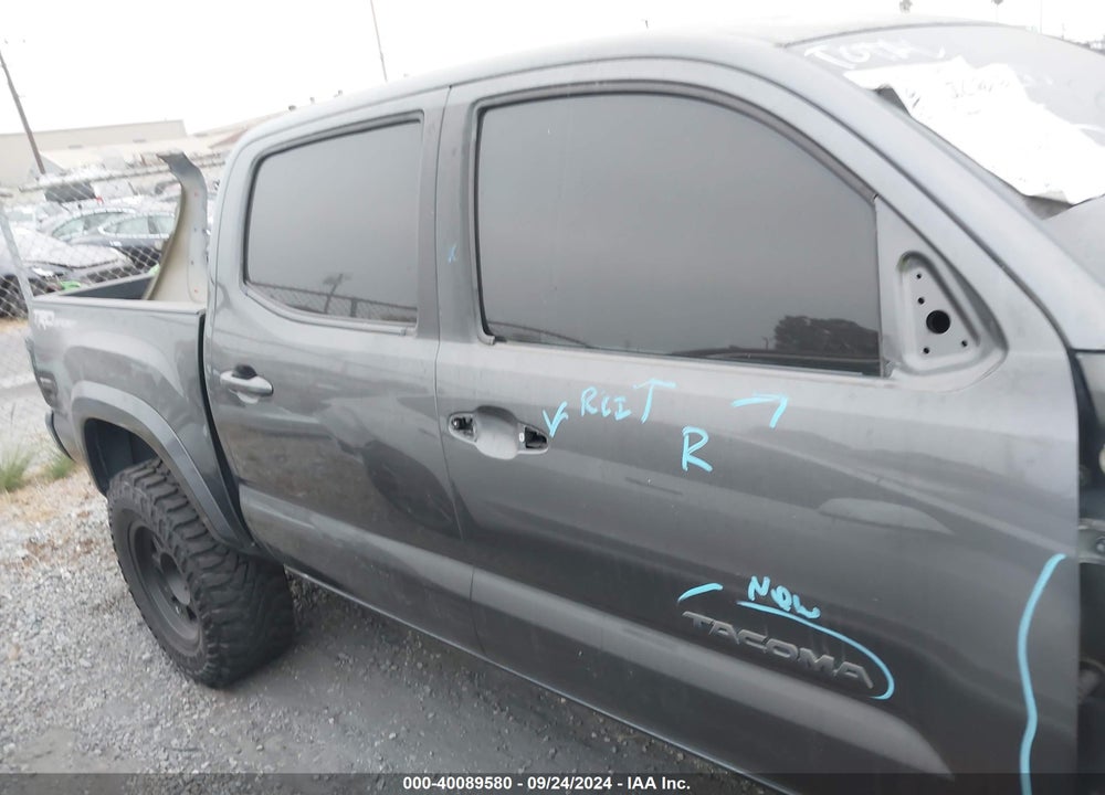 2017 TOYOTA TACOMA TRD SPORT VIN: 3TMAZ5CN6HM039165