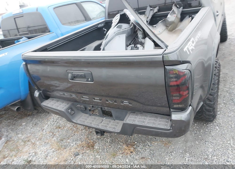 2017 TOYOTA TACOMA TRD SPORT VIN: 3TMAZ5CN6HM039165