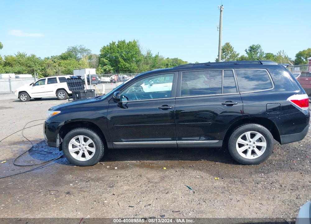 2013 TOYOTA HIGHLANDER SE V6 VIN: 5TDBK3EH5DS276826