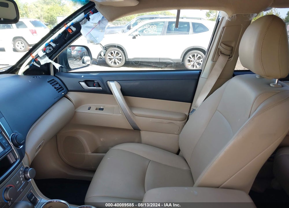 2013 TOYOTA HIGHLANDER SE V6 VIN: 5TDBK3EH5DS276826