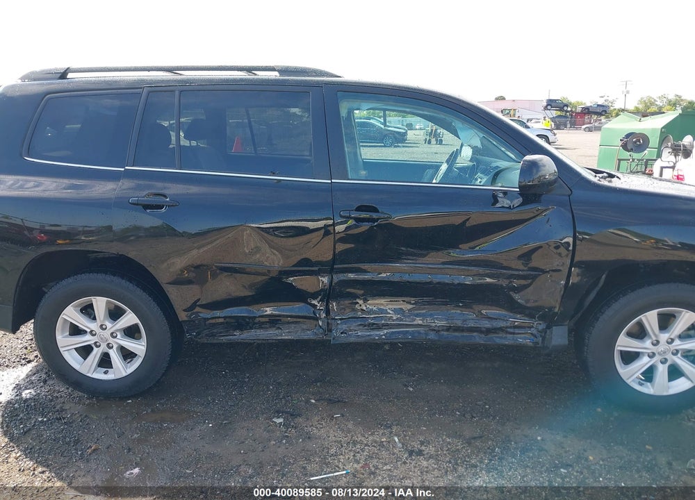 2013 TOYOTA HIGHLANDER SE V6 VIN: 5TDBK3EH5DS276826