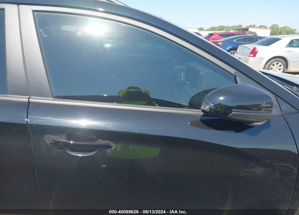 2022 HYUNDAI KONA SEL VIN: KM8K62AB7NU802513