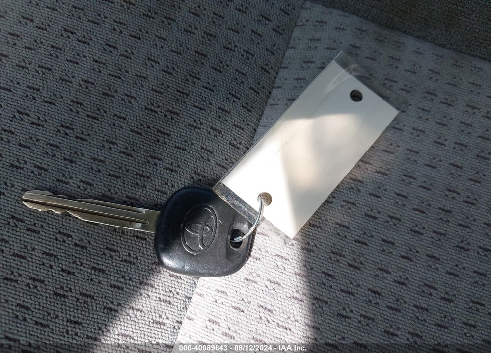 2007 TOYOTA COROLLA CE VIN: JTDBR32E470100976