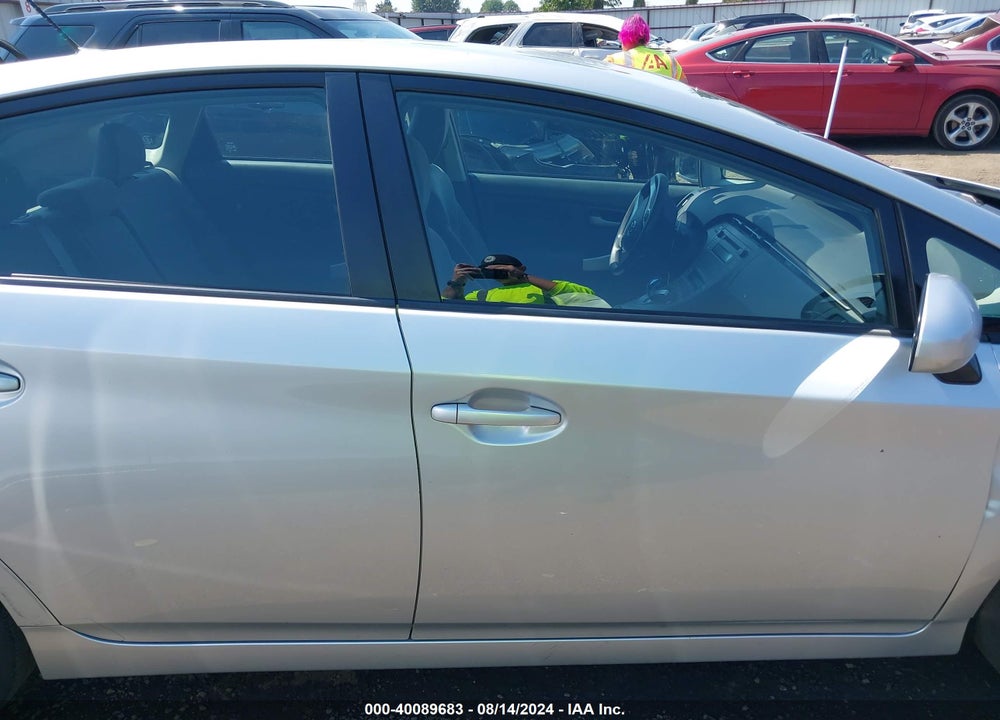 2010 TOYOTA PRIUS II VIN: JTDKN3DU7A0056611