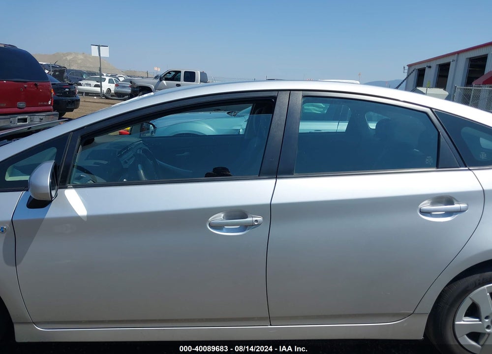 2010 TOYOTA PRIUS II VIN: JTDKN3DU7A0056611
