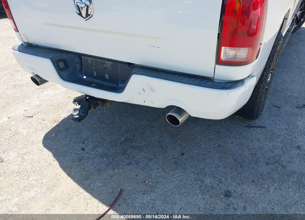 2015 RAM 1500 EXPRESS VIN: 1C6RR6KT1FS650130