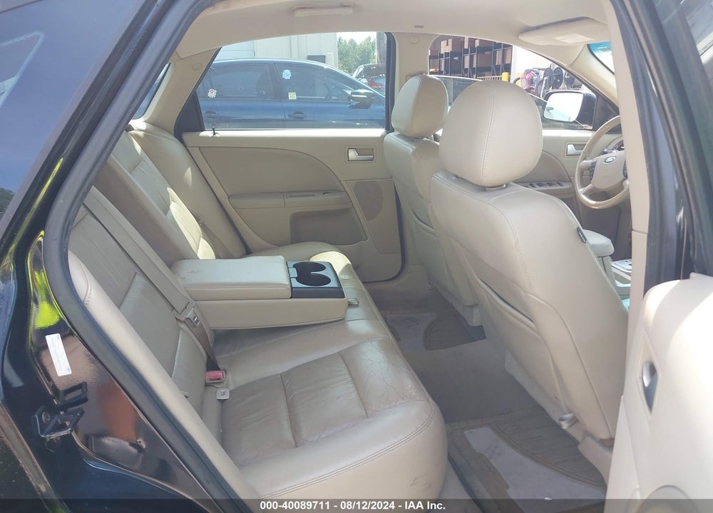 2007 FORD FIVE HUNDRED SEL VIN: 1FAHP24197G131156