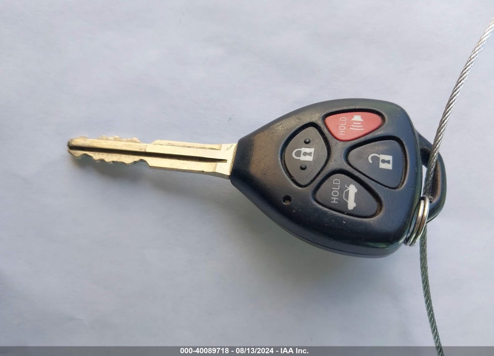 2011 TOYOTA COROLLA LE VIN: JTDBU4EE2BJ101983