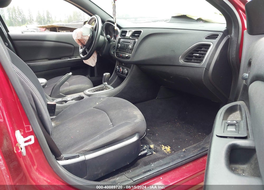 2012 CHRYSLER 200 LX VIN: 1C3CCBAB2CN319802