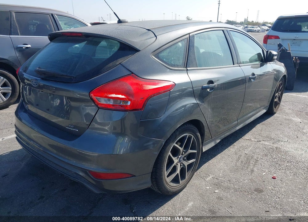 2015 FORD FOCUS SE VIN: 1FADP3K23FL247085